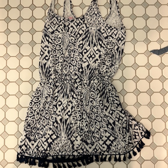 Lilly Pulitzer dress with shorts underneath - Picture 2 of 4